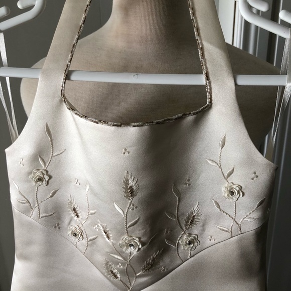 Junior Bridesmaid Dress - Picture 2 of 4